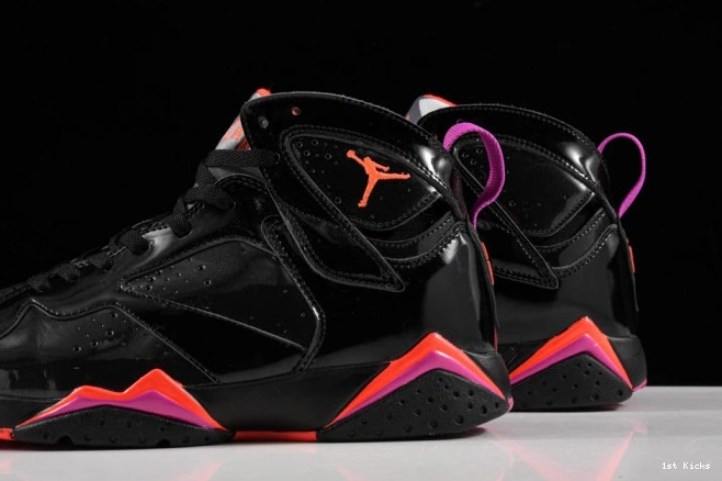 1st Kicks Jordan 7 Black Air Patent 313358-006 Retro 0816